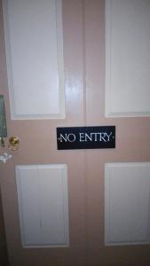 No entry!